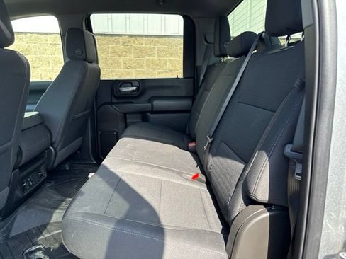 Used 2025 Chevrolet Silverado 2500 Custom w/ Custom Value Package AWD/4WD image 12
