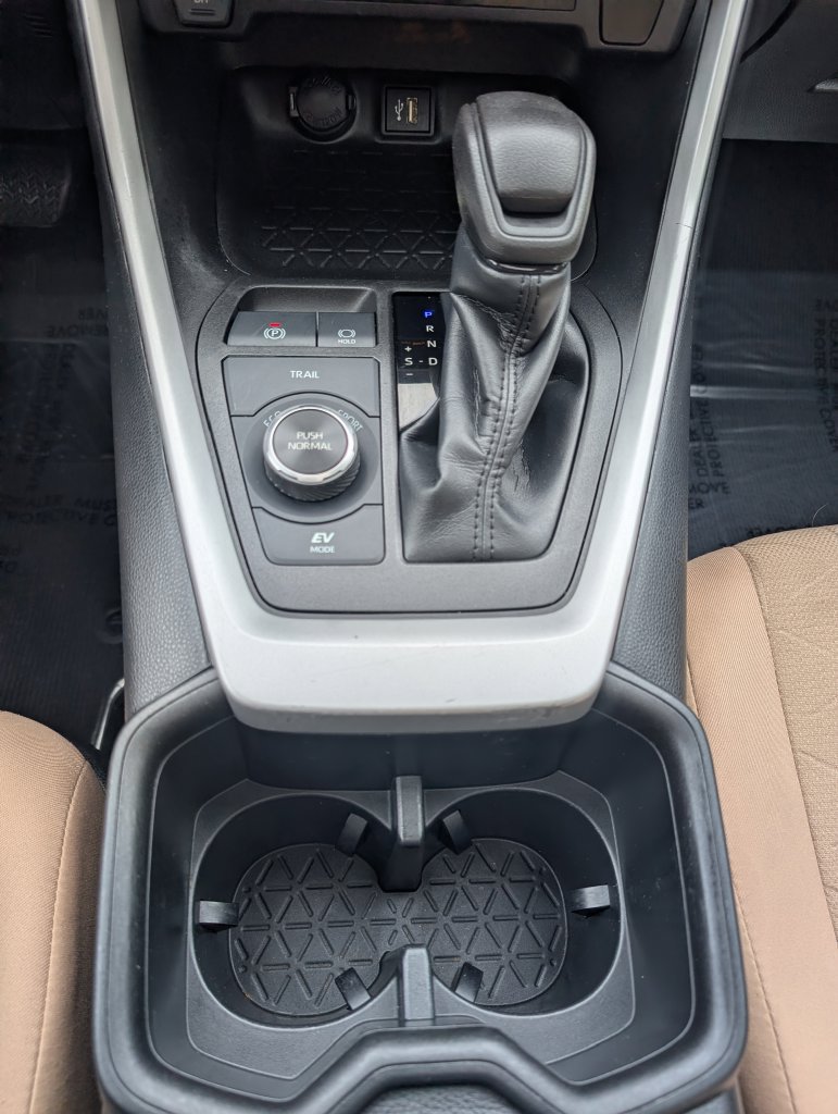 Certified 2023 Toyota RAV4 XLE w/ Convenience Package AWD/4WD image 28