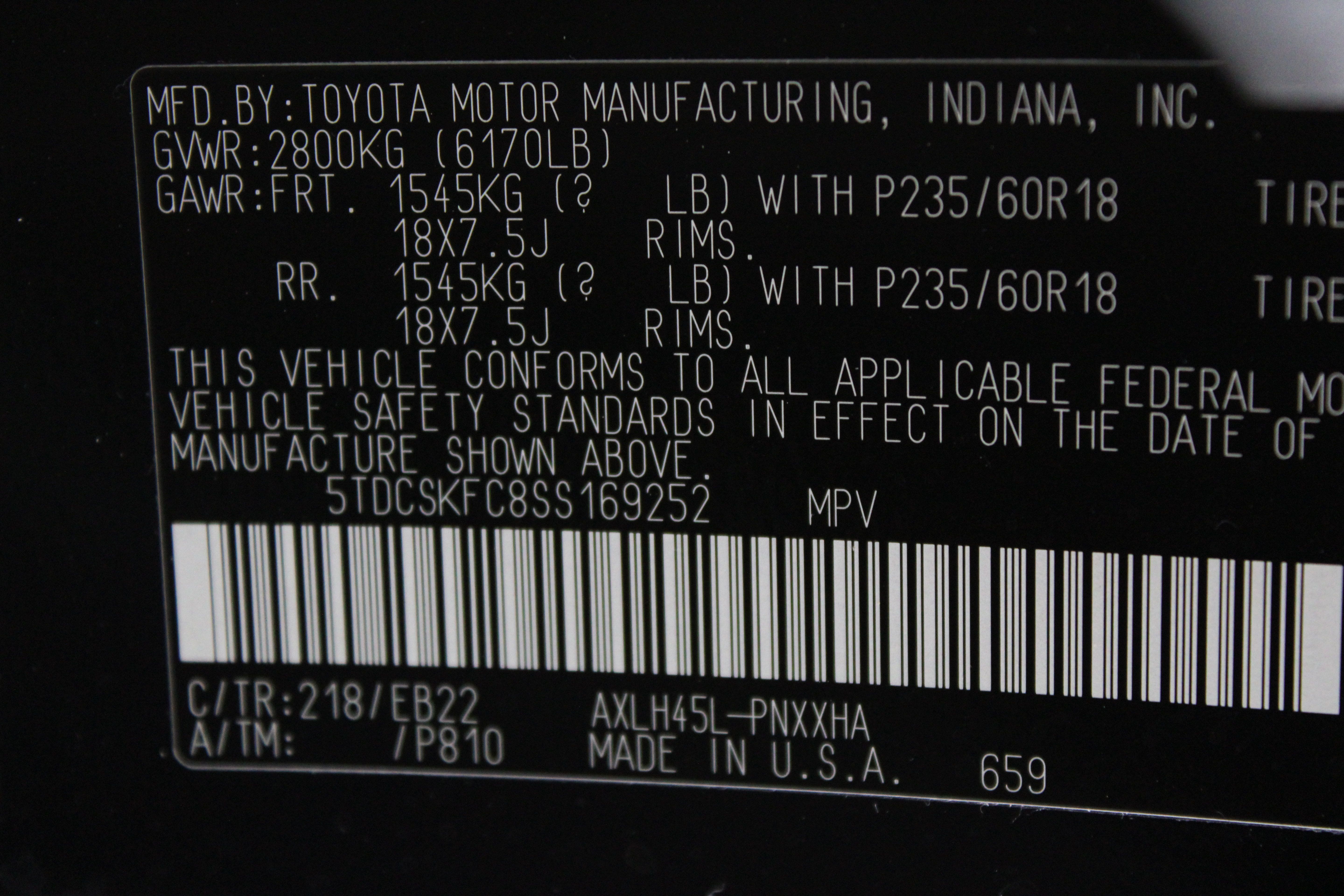 Certified 2025 Toyota Sienna XLE Woodland Edition AWD/4WD image 43