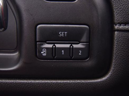 Used 2022 Chevrolet Silverado 3500 LTZ w/ Gooseneck/5TH Wheel Package image 39