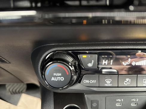 New 2026 Nissan Kicks SV image 7