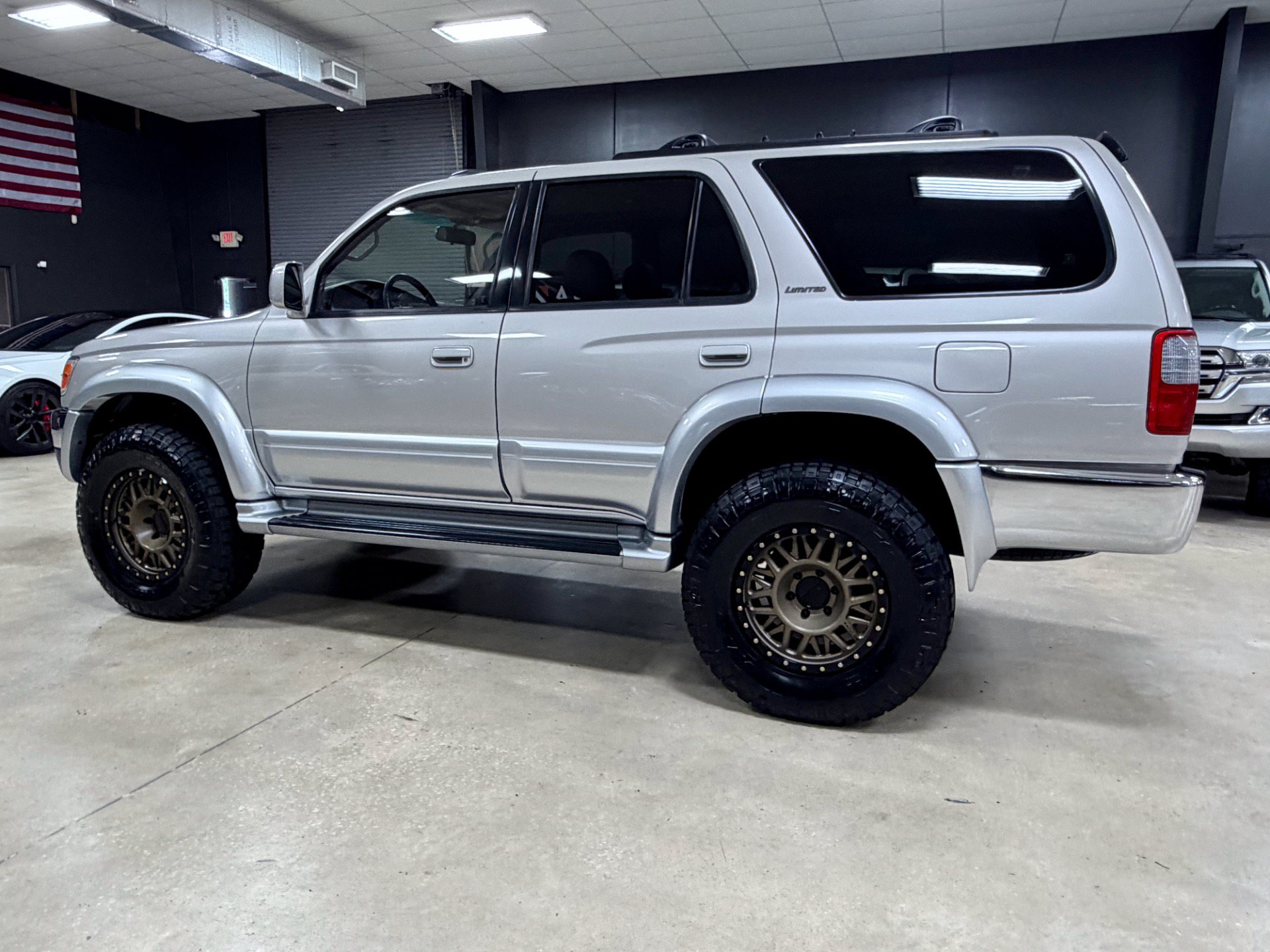 Used 1996 Toyota 4Runner Limited AWD/4WD image 7