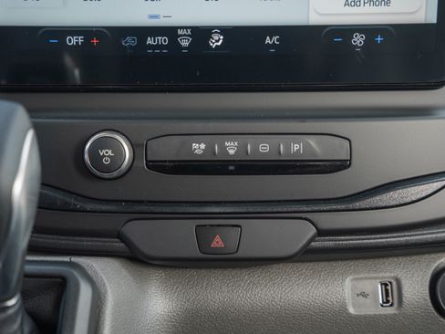 New 2026 Ford Transit 250 148 Medium Roof image 21