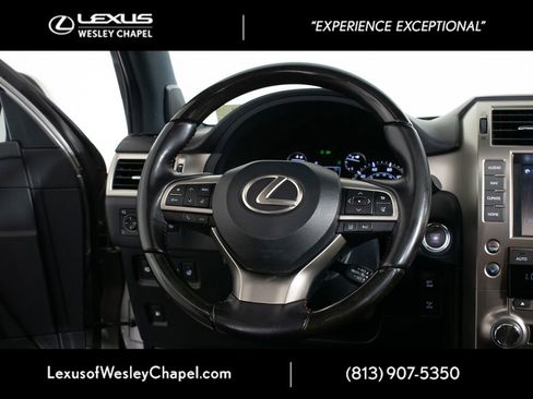 Used 2021 Lexus GX 460 Premium w/ Premium Package AWD/4WD image 29