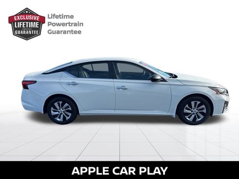 Certified 2025 Nissan Altima 2.5 S image 5