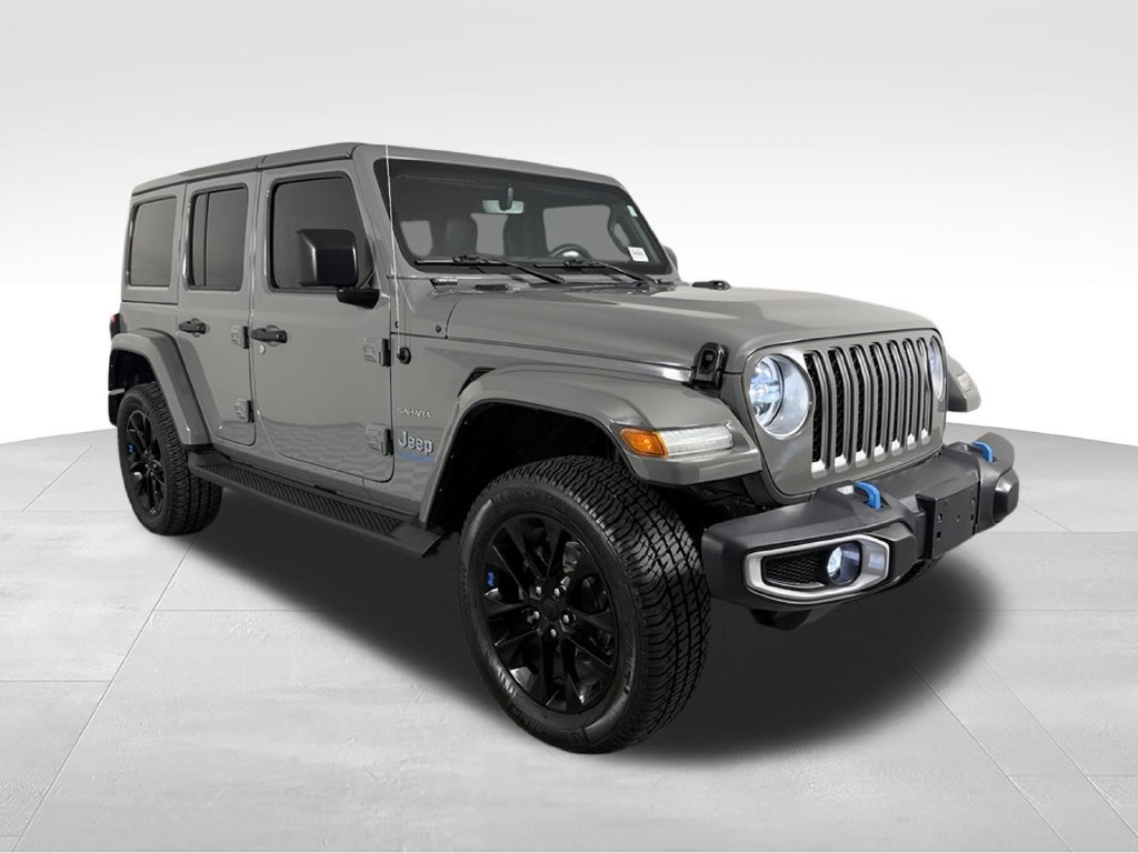 Used 2023 Jeep Wrangler Unlimited Sahara AWD/4WD image 6