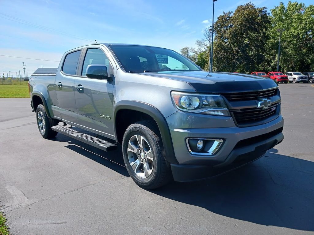Used 2019 Chevrolet Colorado Z71 AWD/4WD image 3
