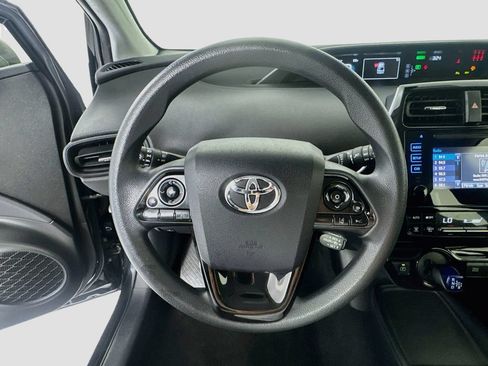 Used 2019 Toyota Prius LE AWD/4WD image 13