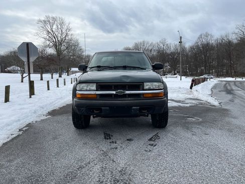 Used 2002 Chevrolet S10 Pickup LS w/ LS Preferred Equipment Group image 10