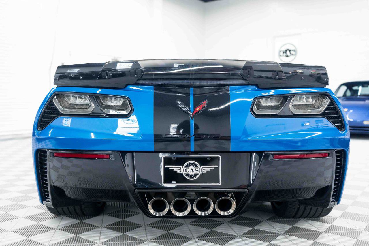 Used 2016 Chevrolet Corvette Z06 w/ 3LZ Preferred Equipment Group RWD image 7