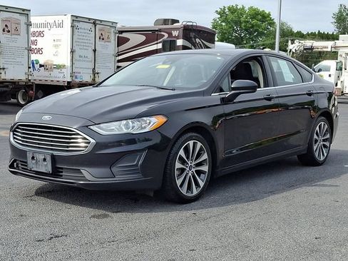 Used 2020 Ford Fusion SE AWD/4WD image 6