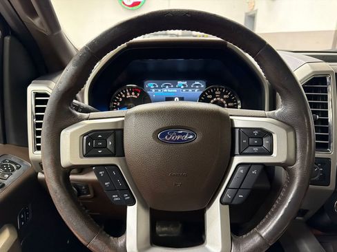 Used 2015 Ford F150 King Ranch w/ Equipment Group 601A Luxury AWD/4WD image 25