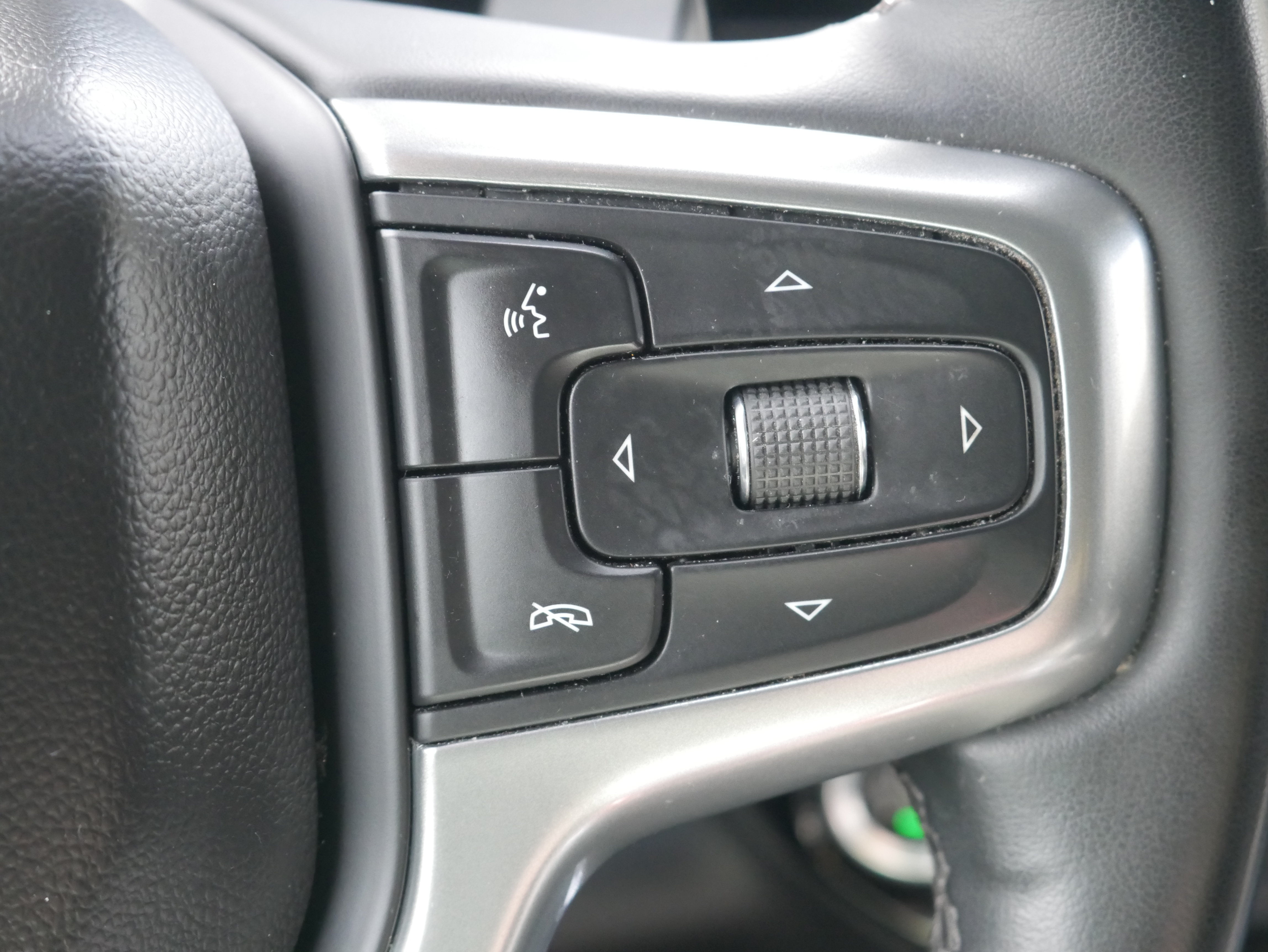 Certified 2024 Chevrolet Silverado 1500 RST w/ Convenience Package II AWD/4WD image 25