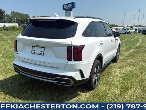 Used 2022 Kia Sorento S FWD image 7