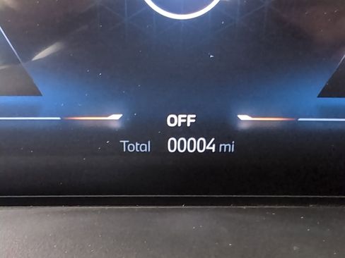 Used 2026 BMW X7 xDrive40i w/ M Sport Package image 20