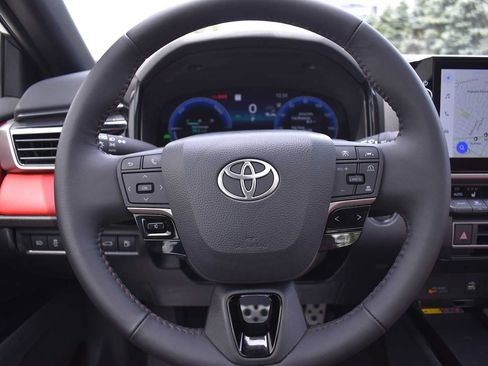 Used 2026 Toyota Camry XSE FWD image 15