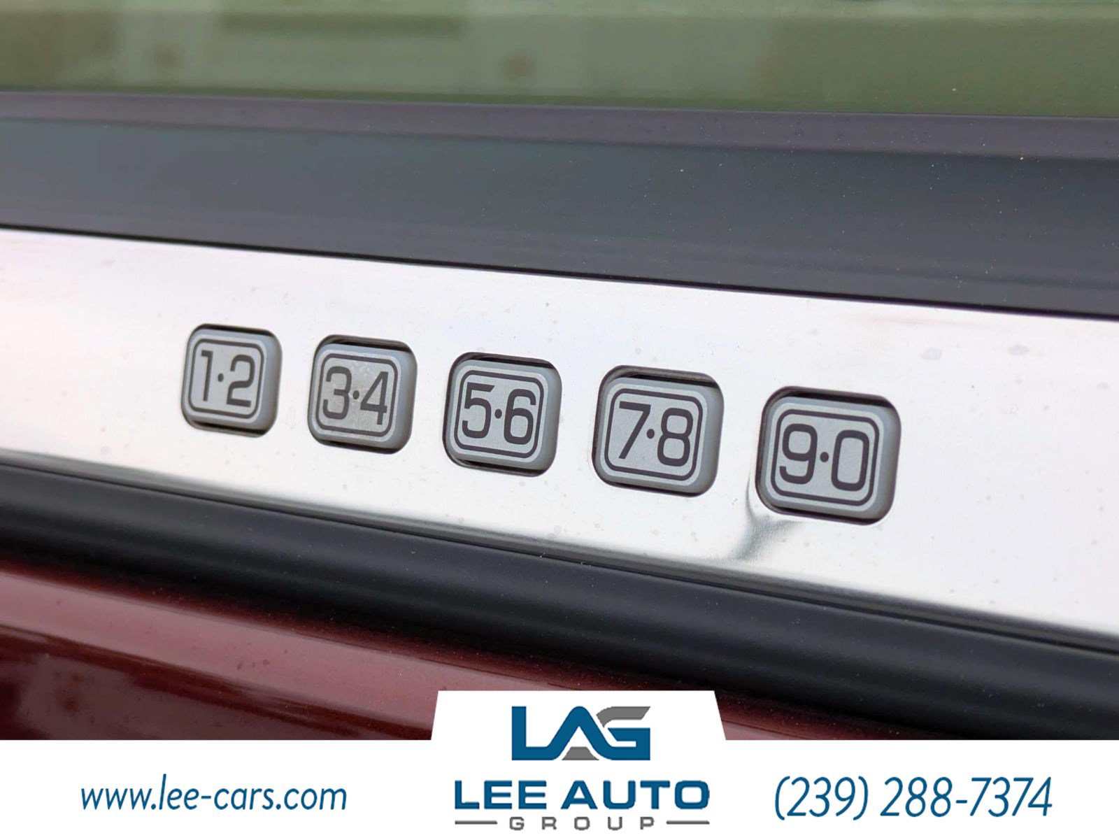 Used 2015 Lincoln Navigator 4WD w/ Equipment Group 101A Reserve image 19