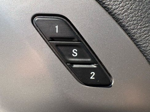 Used 2026 Chrysler Pacifica Select FWD image 48