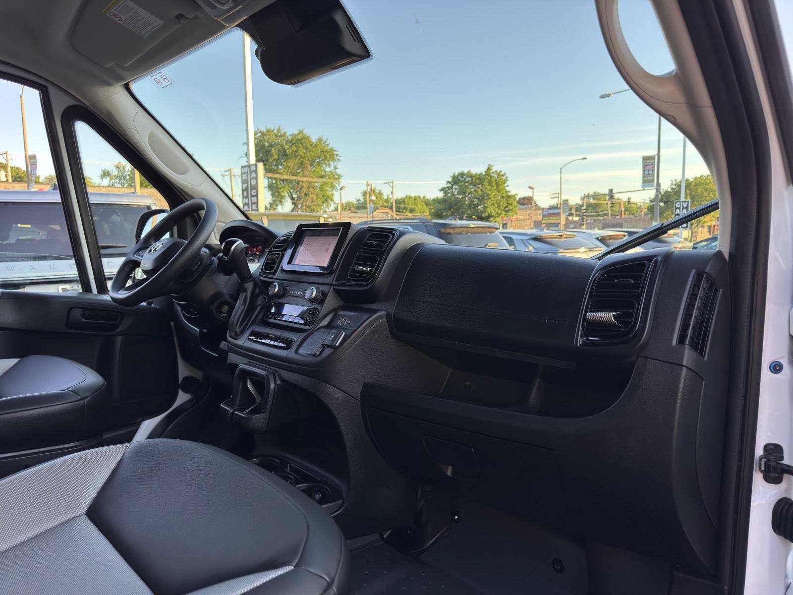 Used 2026 RAM ProMaster 2500 w/ Convenience Group FWD image 26