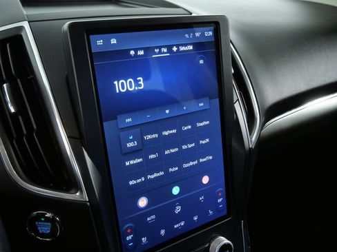 Certified 2023 Ford Edge Titanium AWD/4WD image 24