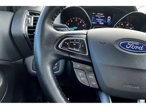 Used 2017 Ford Escape Titanium AWD/4WD image 11