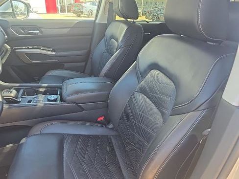 Certified 2023 Nissan Pathfinder Platinum image 9