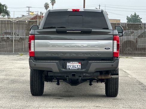 Certified 2019 Ford F350 Platinum w/ Platinum Ultimate Package image 5