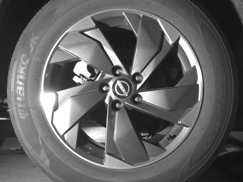 Used 2025 Nissan Rogue SV AWD/4WD image 15