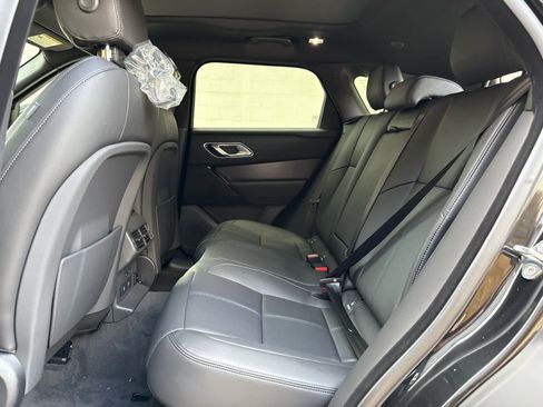 New 2026 Land Rover Range Rover Velar Dynamic SE image 17