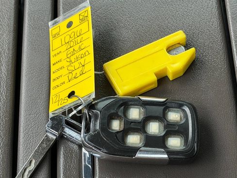 Used 2016 GMC Yukon XL Denali w/ Open Road Package image 54