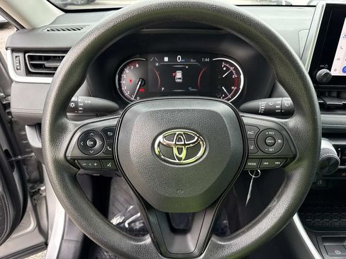 Used 2023 Toyota RAV4 LE FWD image 39