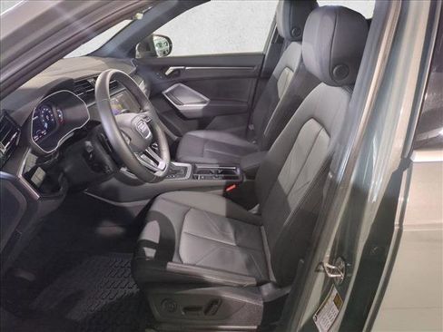 Certified 2025 Audi Q3 2.0T Premium w/ Convenience Package image 16