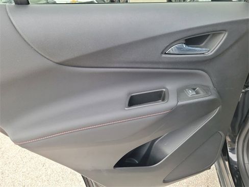 Certified 2023 Chevrolet Equinox RS w/ RS Leather Package image 10