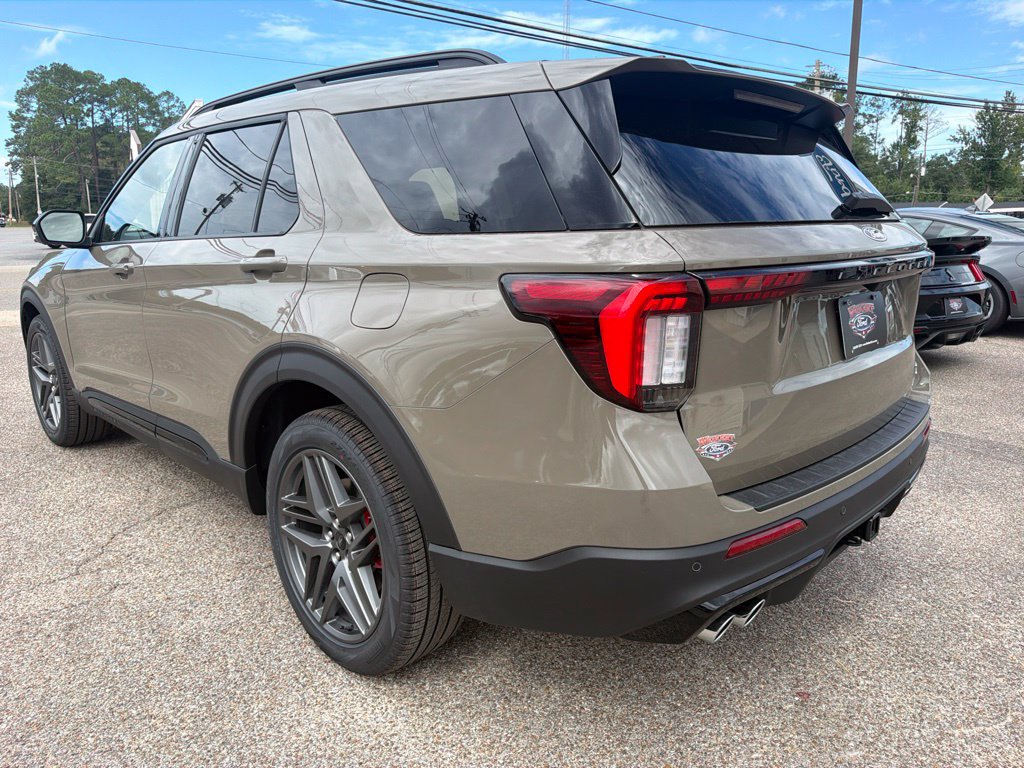 New 2027 Ford Explorer ST w/ Sun And Sound Package AWD/4WD image 7