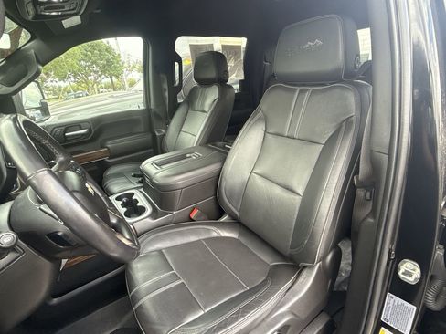 Used 2022 Chevrolet Silverado 3500 High Country w/ LPO, Hitch Package image 18