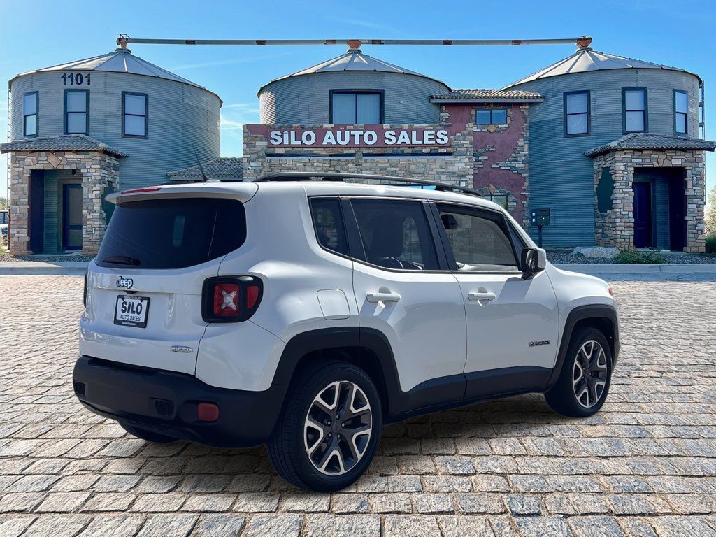 Used 2017 Jeep Renegade Latitude w/ Popular Equipment Group FWD image 5
