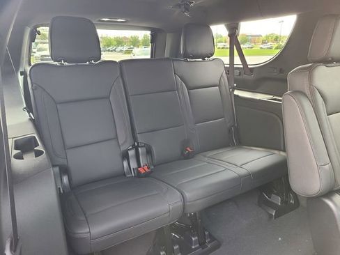 New 2025 Chevrolet Suburban High Country image 16