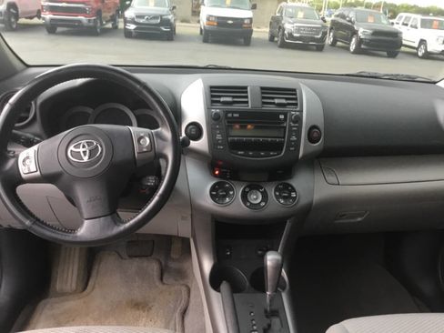 Used 2008 Toyota RAV4 Limited AWD/4WD image 6
