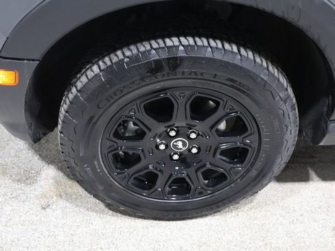 Used 2025 Ford Bronco Sport Badlands image 9