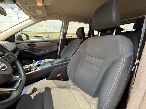 Used 2023 Nissan Rogue S FWD image 11