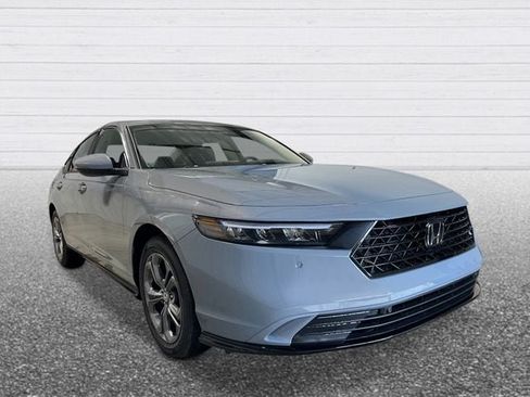 New 2026 Honda Accord EX-L image 9
