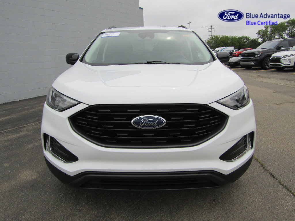 Used 2024 Ford Edge SEL w/ Sport Appearance Package AWD/4WD image 5
