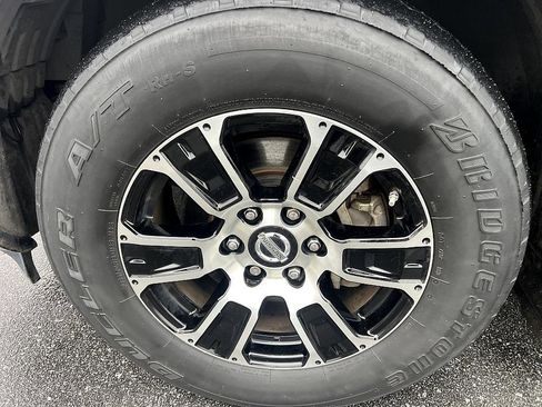 Certified 2021 Nissan Titan SV w/ SV Convenience Package image 6