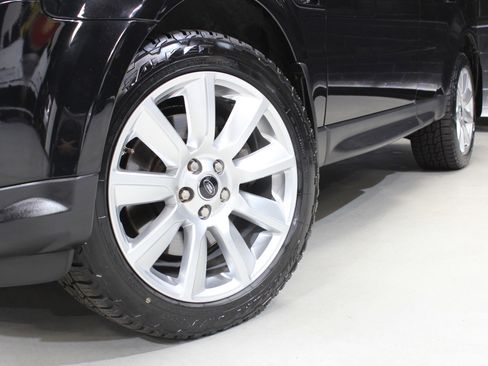 Used 2013 Land Rover Range Rover Sport HSE w/ HSE Silver Pkg image 19