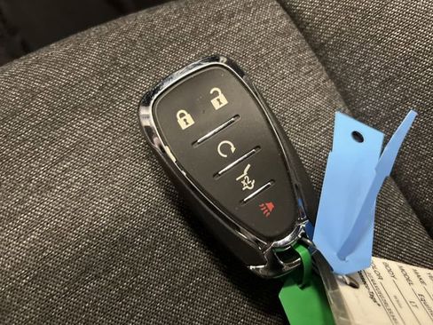 Used 2024 Chevrolet Equinox LT image 25