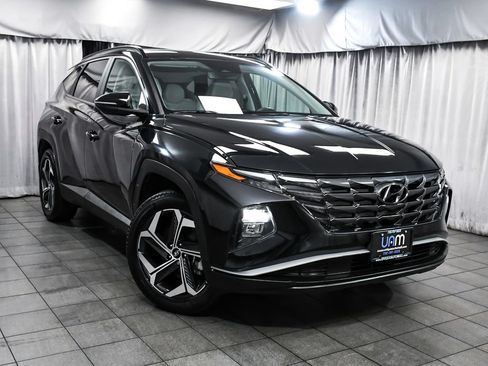 Used 2022 Hyundai Tucson SEL w/ Convenience + Premium Package AWD/4WD image 3