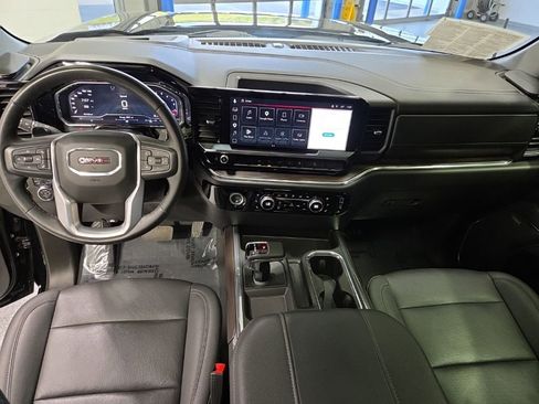 Used 2023 GMC Sierra 1500 SLT w/ SLT Premium Package AWD/4WD image 11
