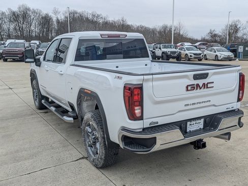 New 2026 GMC Sierra 2500 SLE w/ Preferred Package image 8