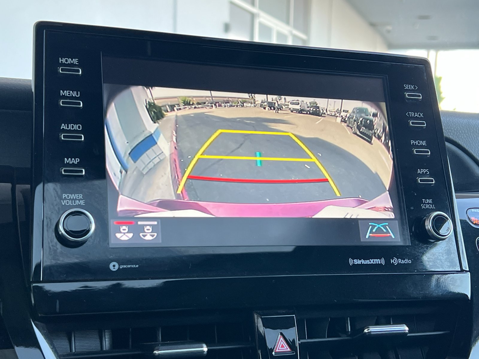Used 2022 Toyota Camry LE w/ Audio Upgrade Package FWD image 18