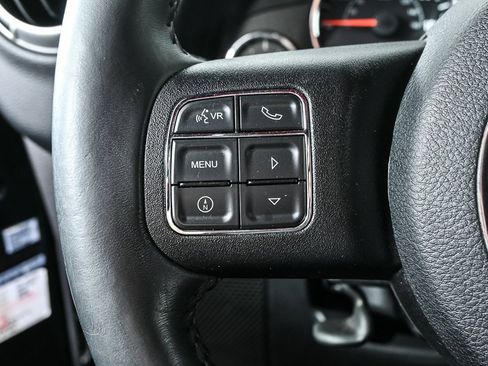 Used 2016 Jeep Wrangler Unlimited Sahara w/ Connectivity Group image 10